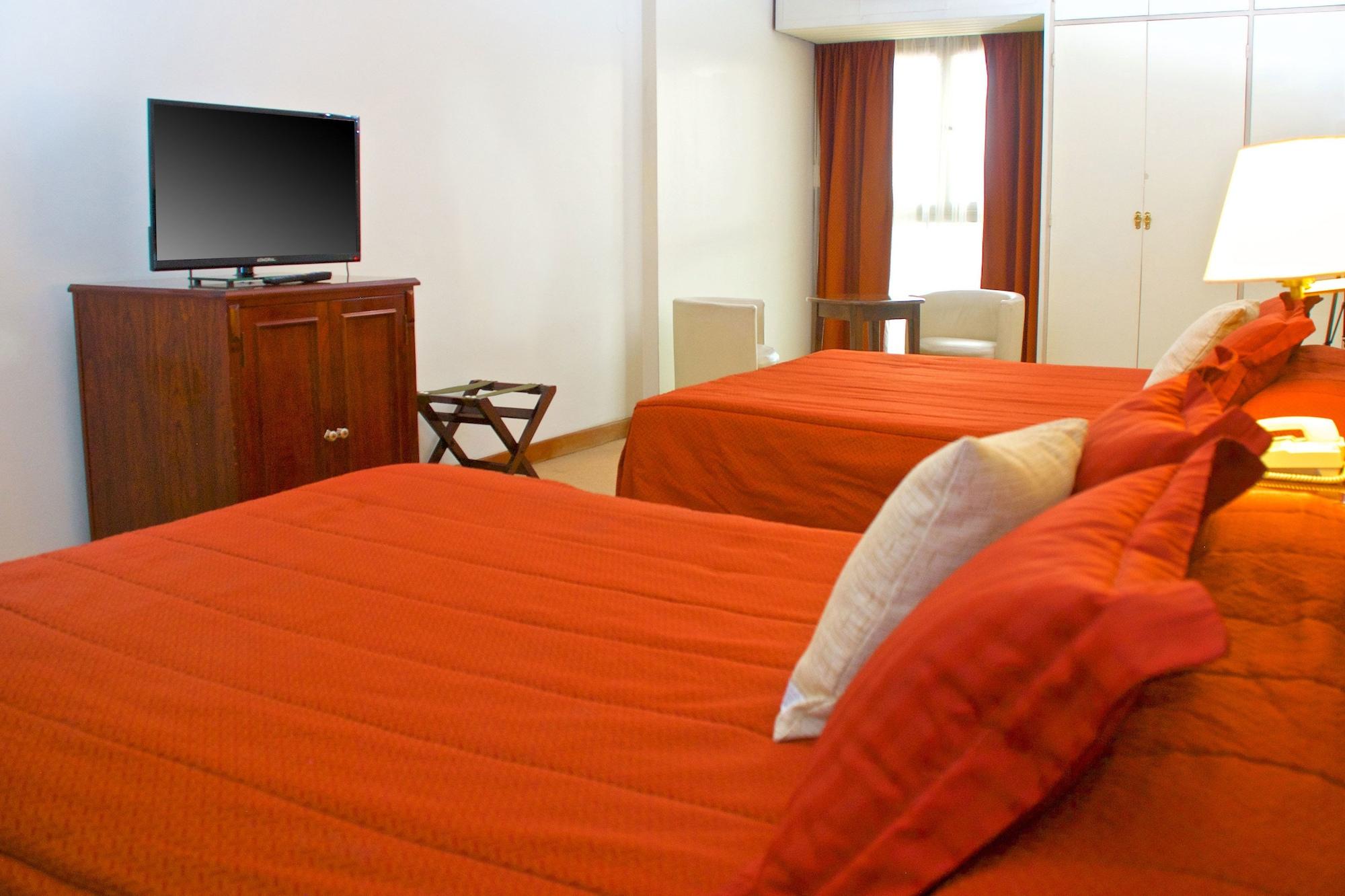 Provincial Plaza Hotel Salta Esterno foto