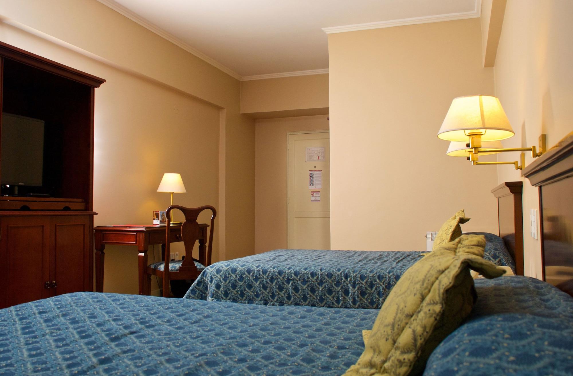 Provincial Plaza Hotel Salta Esterno foto