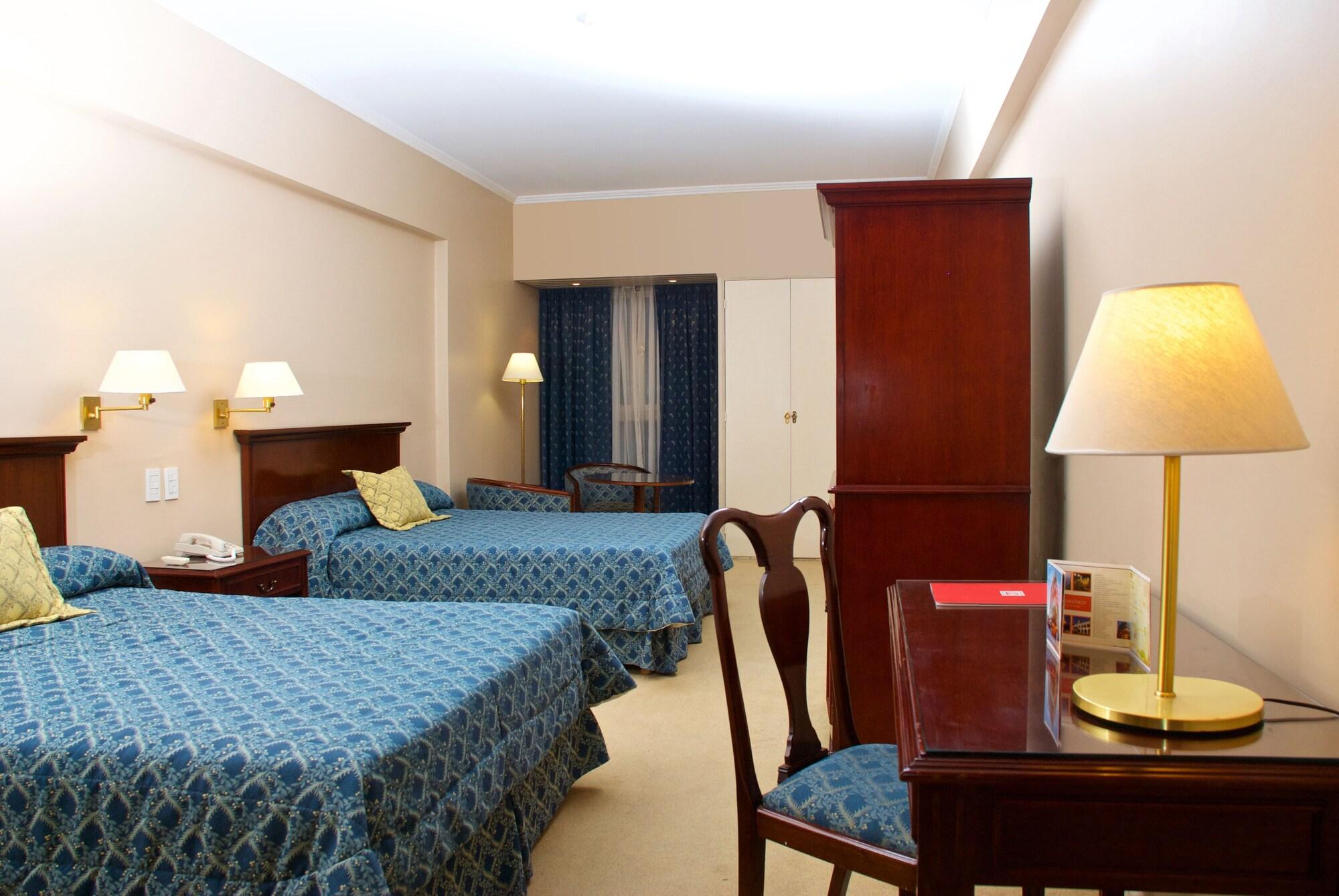 Provincial Plaza Hotel Salta Esterno foto