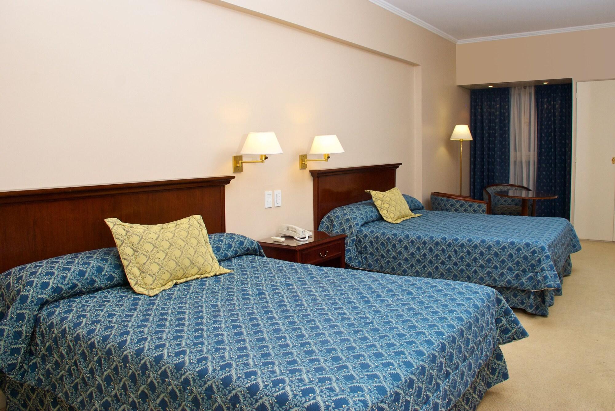 Provincial Plaza Hotel Salta Esterno foto