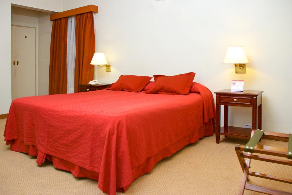 Provincial Plaza Hotel Salta Esterno foto