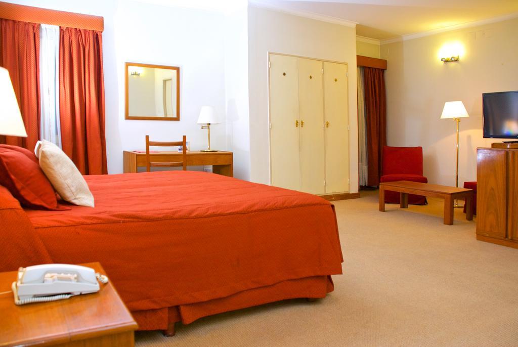 Provincial Plaza Hotel Salta Esterno foto