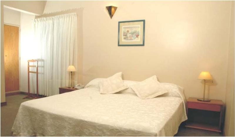Provincial Plaza Hotel Salta Esterno foto